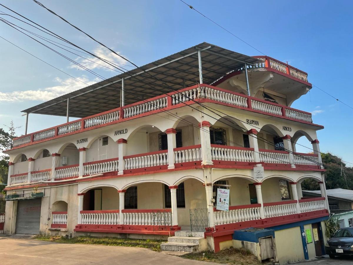 Arnold'S Guest House San Ignacio Luaran gambar
