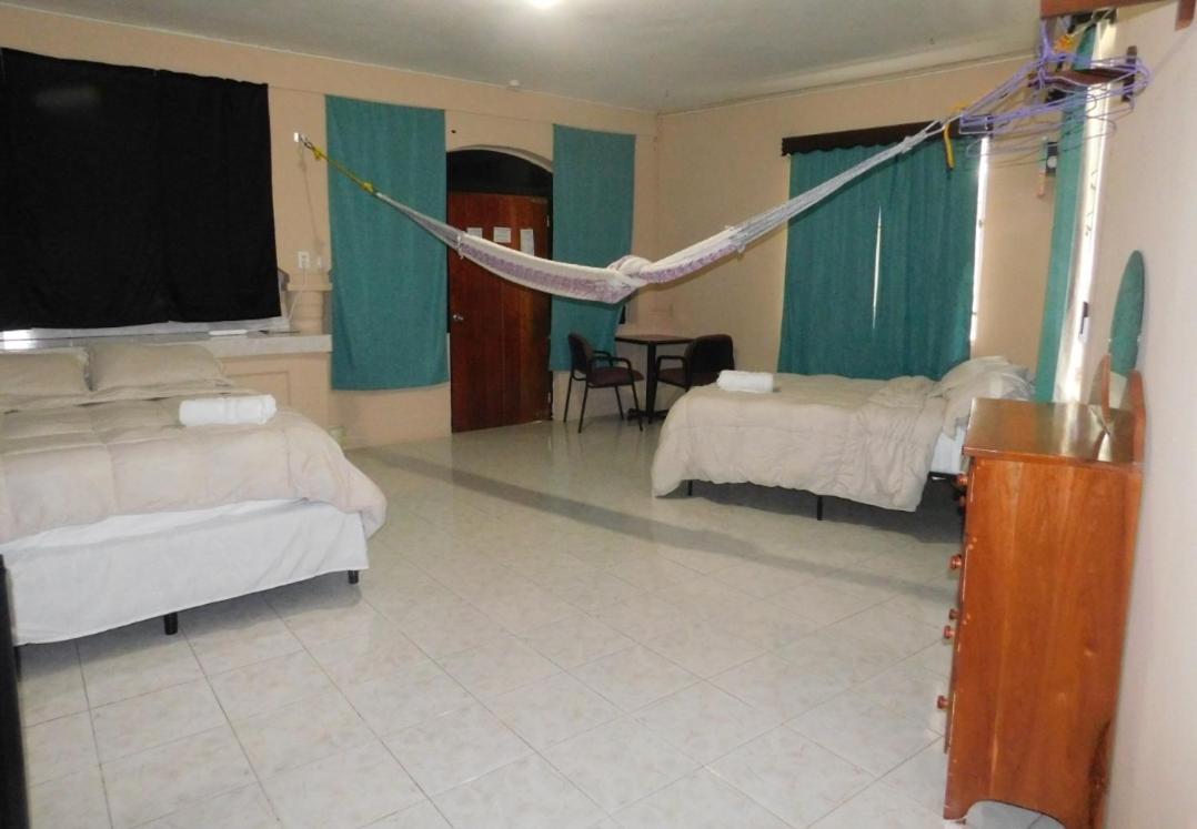 Arnold'S Guest House San Ignacio Luaran gambar