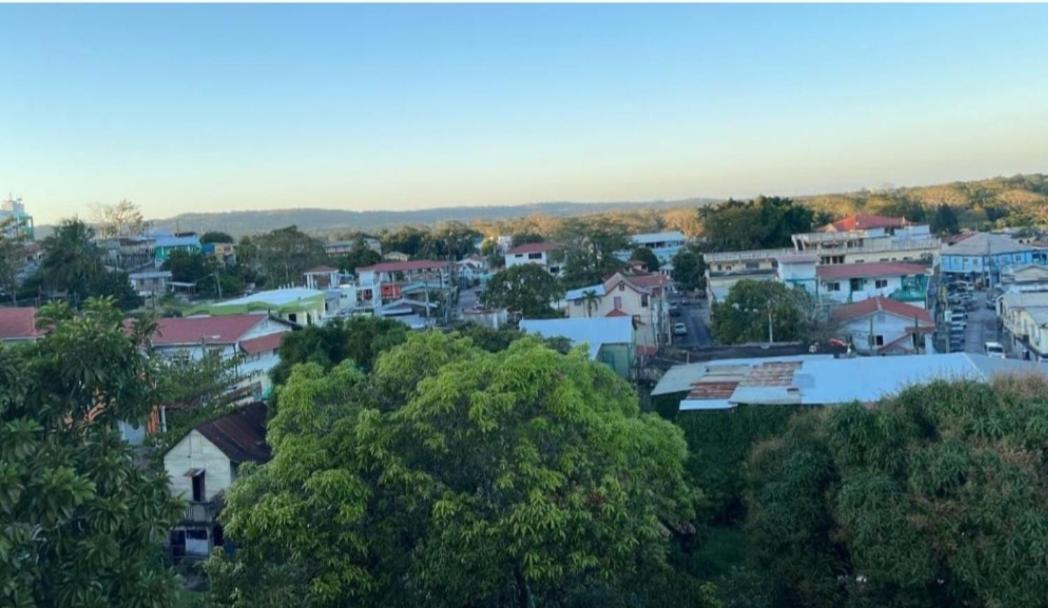 Arnold'S Guest House San Ignacio Luaran gambar